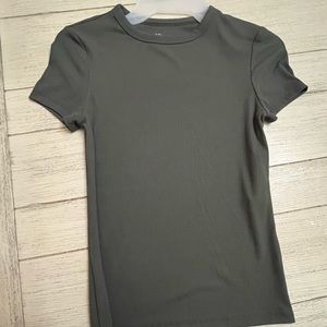 Green slim fitting t-shirt